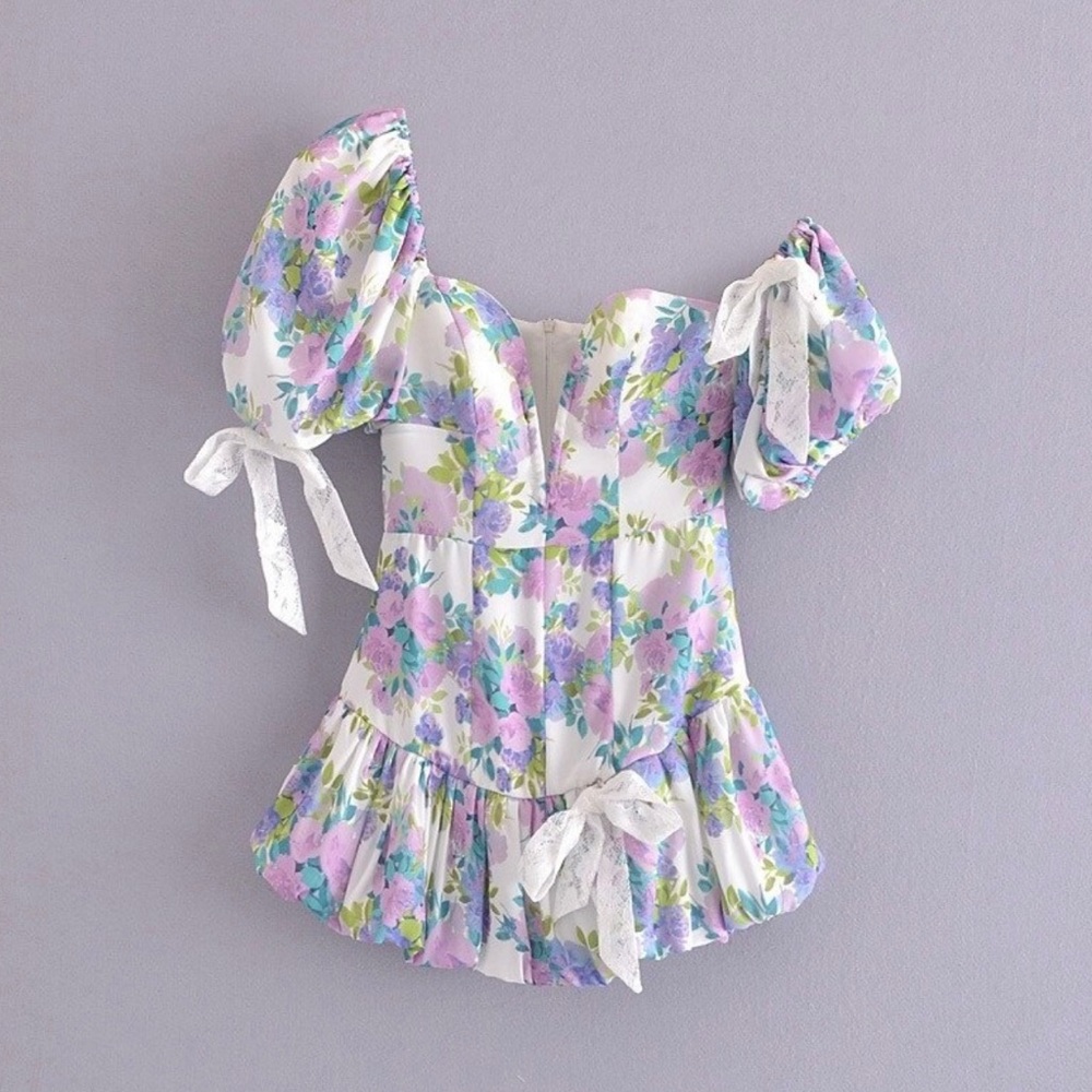 Floral boutique dress (for love and lemons dupe)